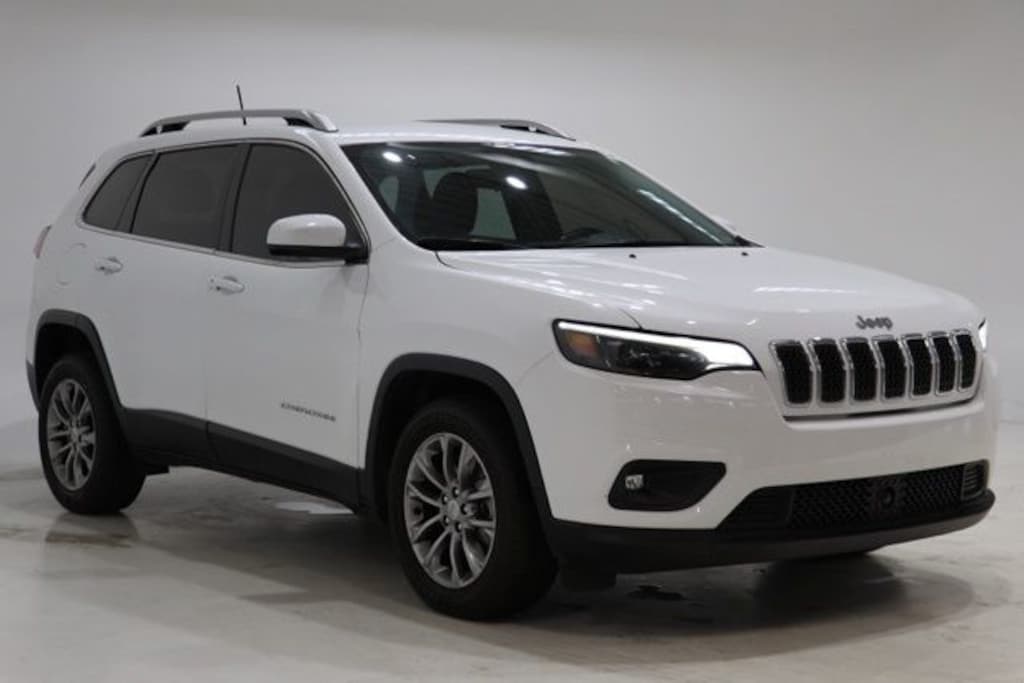 Used 2021 Jeep Cherokee Latitude Plus SUV
