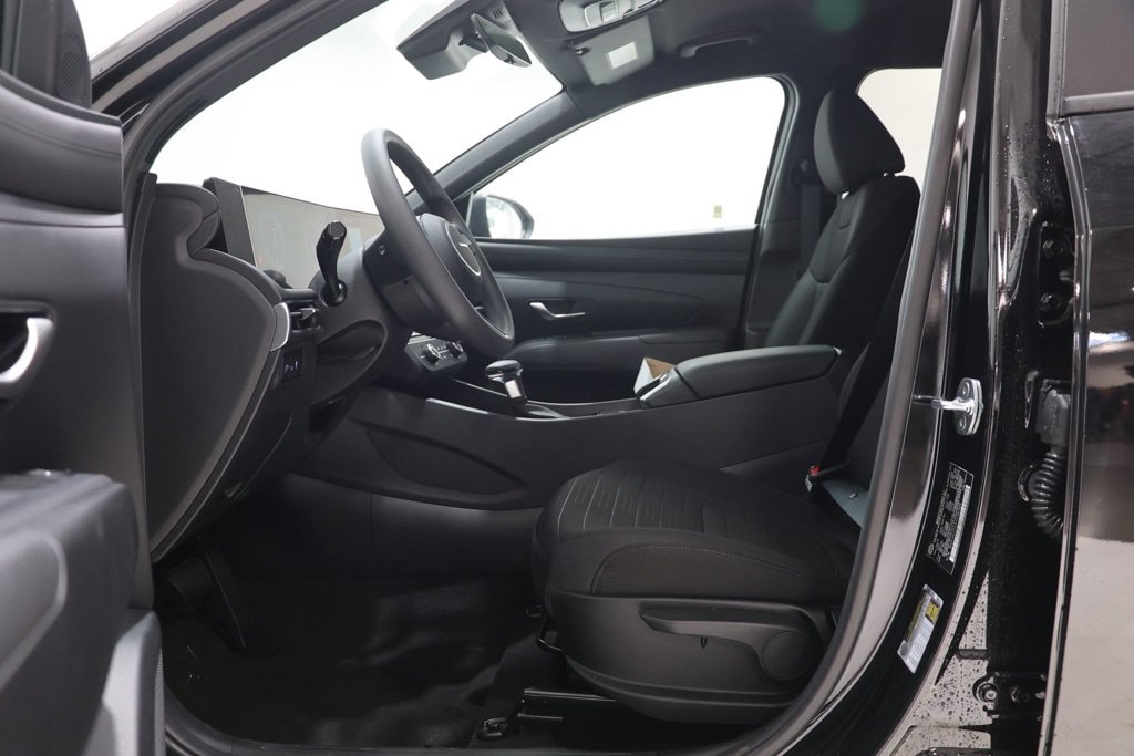 2026 Hyundai Santa Cruz SE - Photo 16