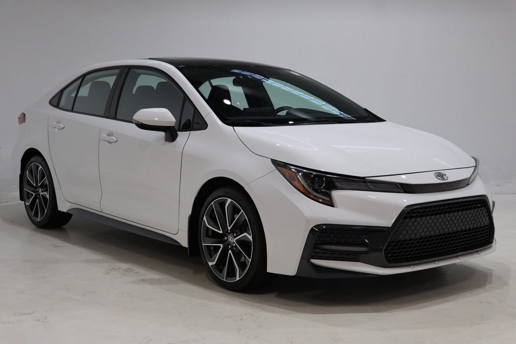 Used 2022 Toyota Corolla SE Sedan
