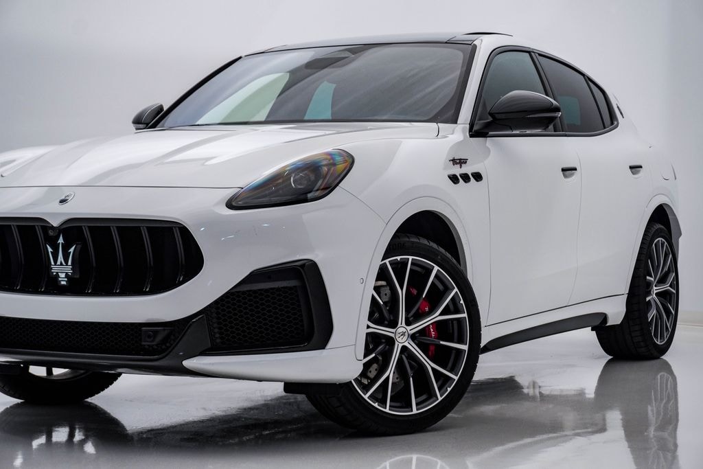 New 2025 Maserati Grecale Trofeo SUV