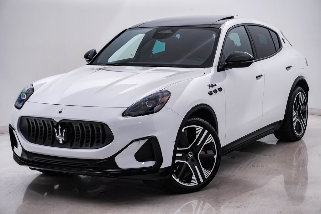 2025 Maserati Grecale photo 3