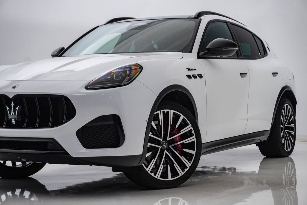 Certified 2025 Maserati Grecale Modena SUV