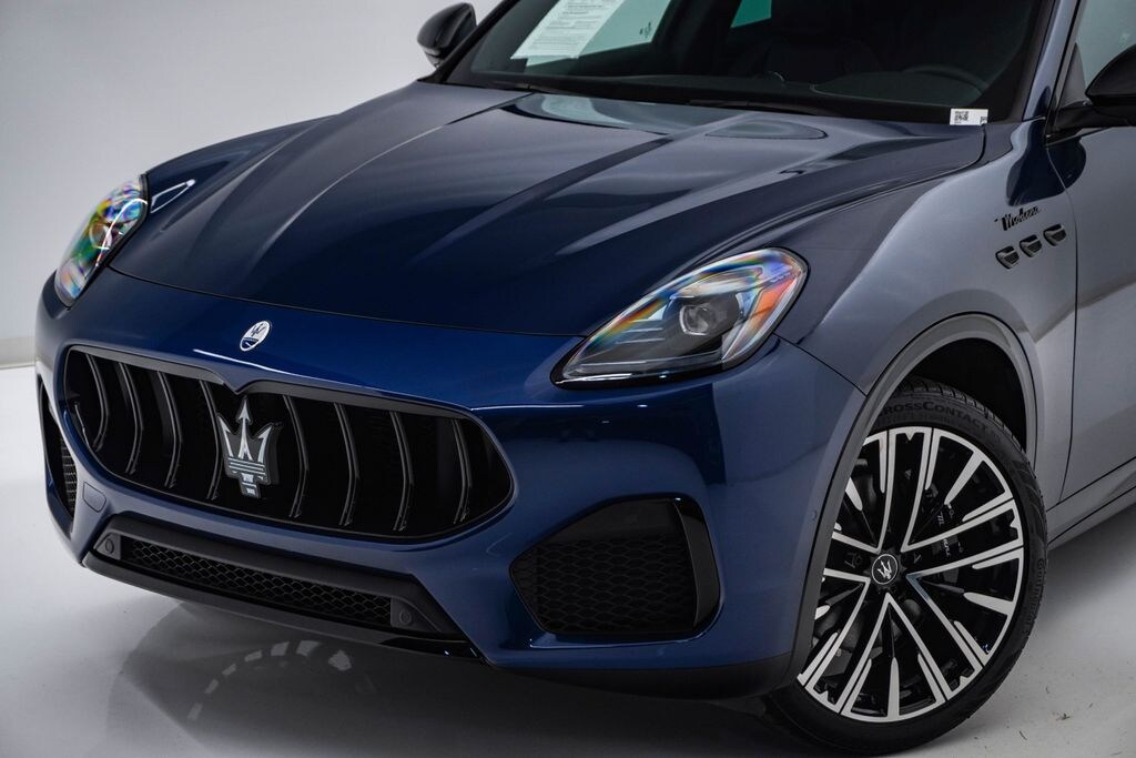 Certified 2025 Maserati Grecale Modena SUV