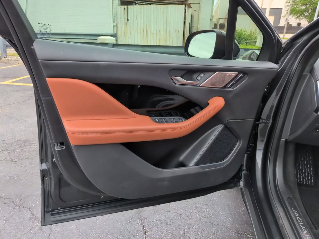 2024 Jaguar I-PACE R-Dynamic HSE - Photo 19
