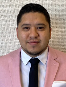 Staff member Sean Pelayo from ID_d47c82fdd590