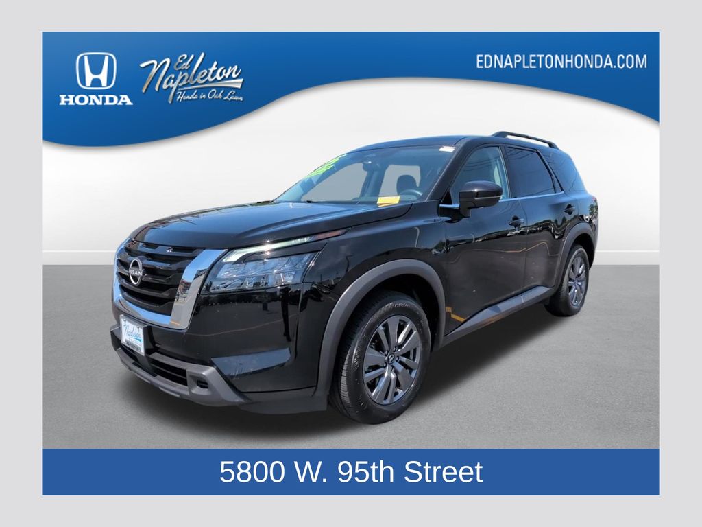 2025 Nissan Pathfinder SV 2WD's photo