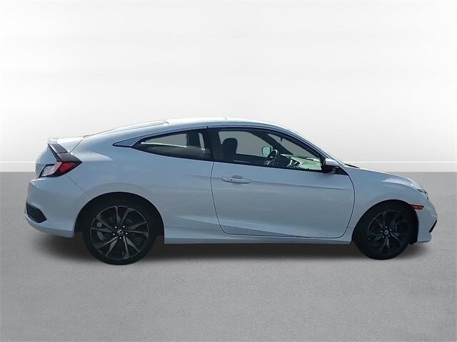 2019 Honda Civic Sport photo 4