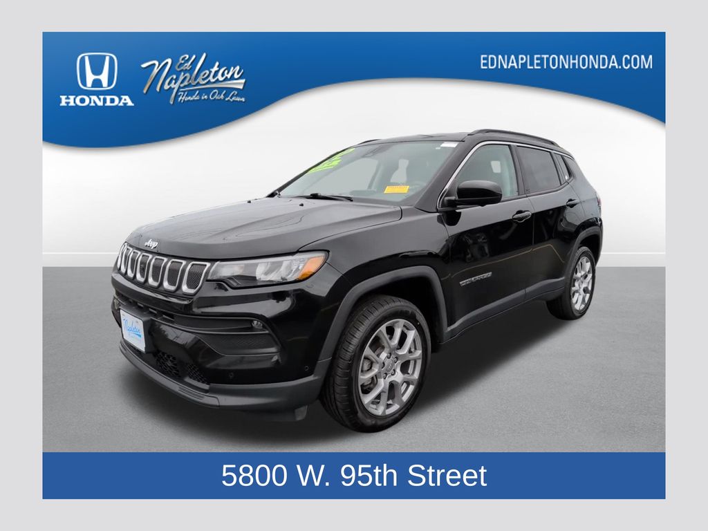 2022 Jeep Compass Latitude Lux 4X4's photo
