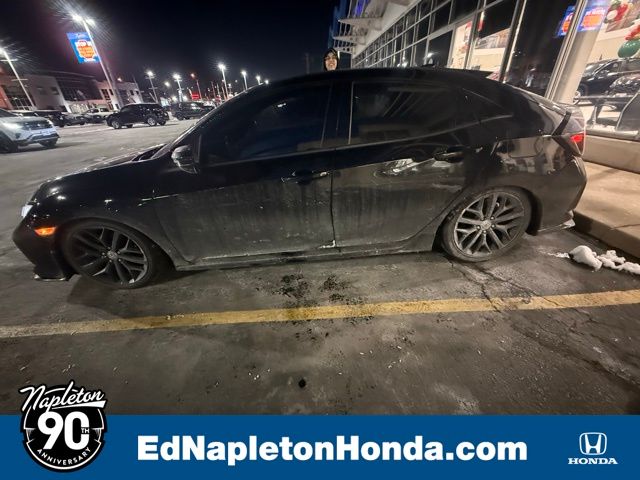 2021 Honda Civic Hatchback Sport's photo