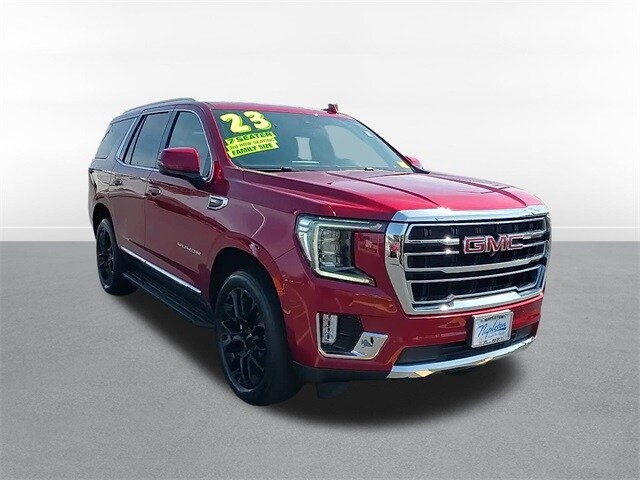 2023 Gmc Yukon SLT photo 3