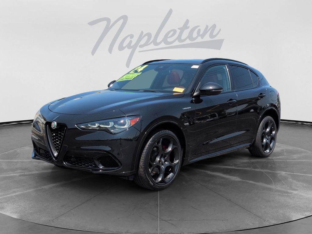 2024 Alfa Romeo Stelvio