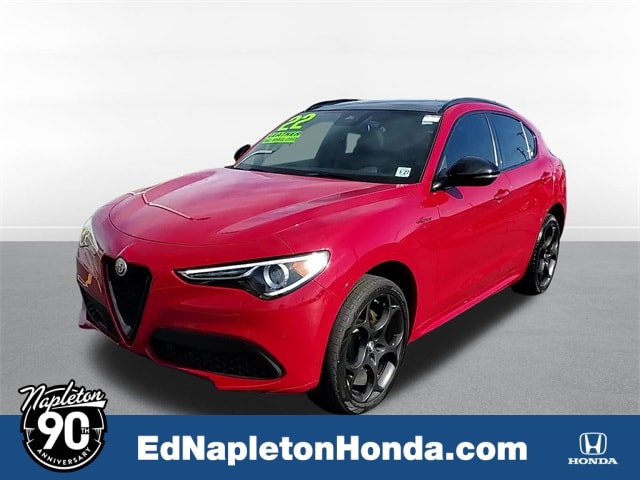 2022 Alfa Romeo Stelvio Ti Veloce's photo
