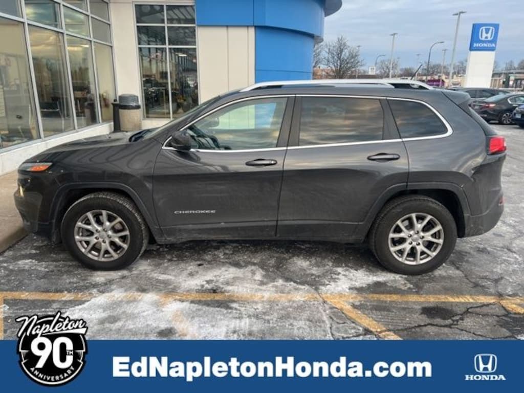 Used 2015 Jeep Cherokee Latitude Sport Utility