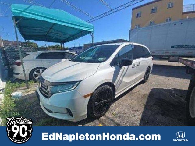 2023 Honda Odyssey SPORT's photo