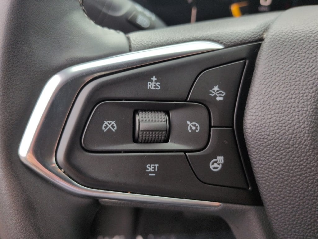 2025 Chevrolet Trax LT - Photo 19