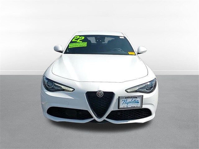 2022 Alfa Romeo Giulia SPRINT photo 2
