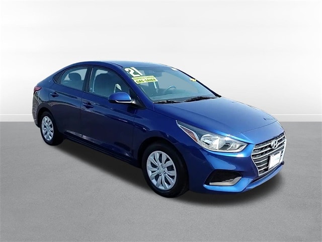 Used 2021 Hyundai Accent SE with VIN 3KPC24A6XME147599 for sale in Oak Lawn, IL