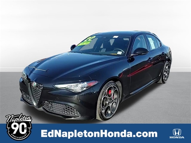 2022 Alfa Romeo Giulia Ti Veloce's photo