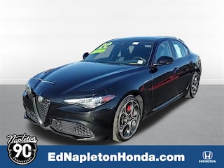 2022 Alfa Romeo Giulia Veloce Sedan