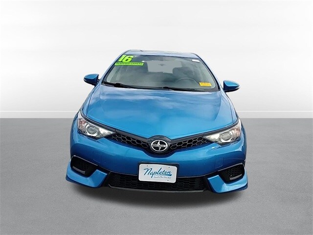 2016 Scion iM Base photo 2