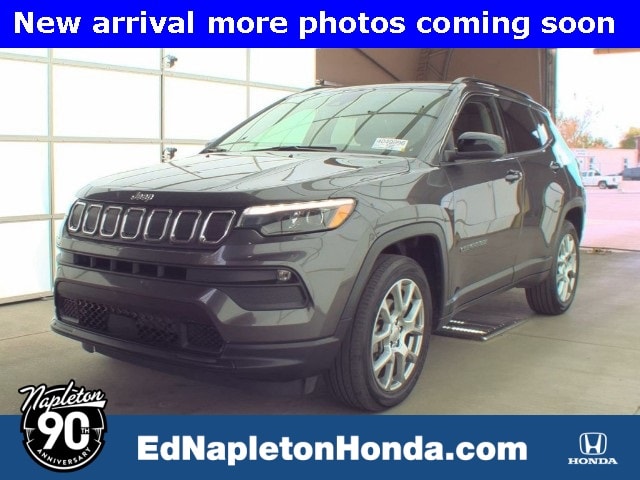 2022 Jeep Compass Latitude Lux