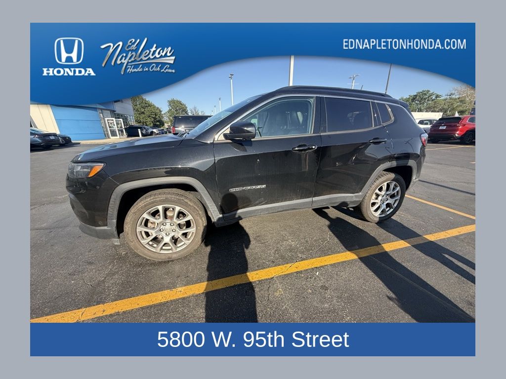 2022 Jeep Compass Latitude Lux 4X4's photo