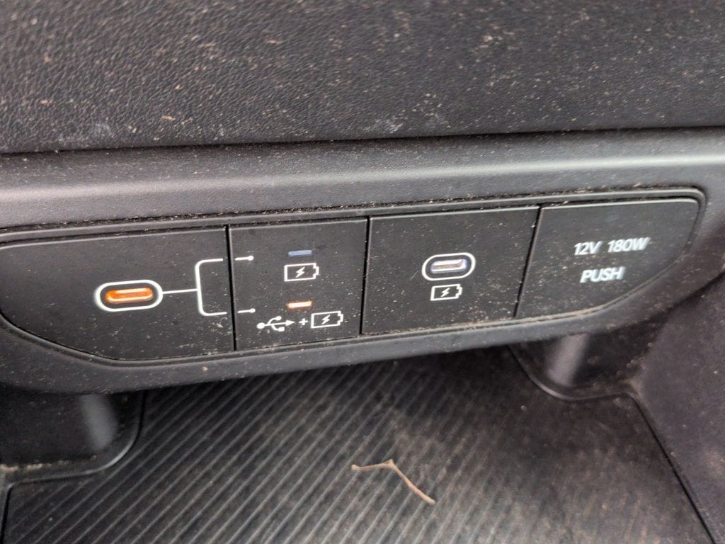 2025 Kia K4 LXS - Photo 20