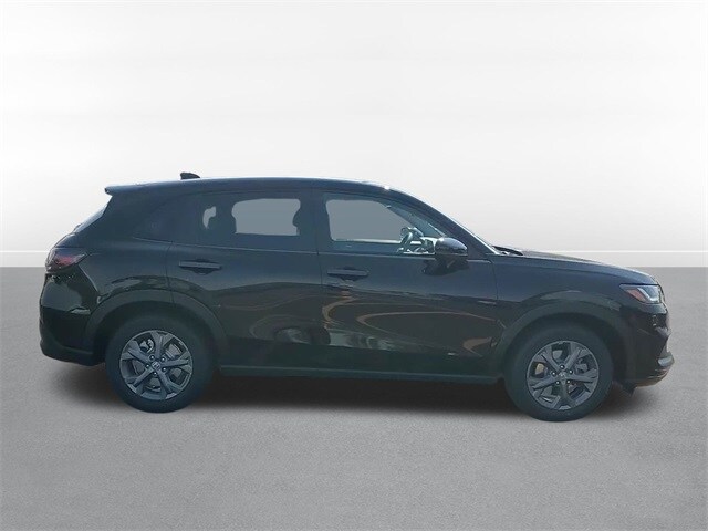 2026 Honda HR-V LX photo 4