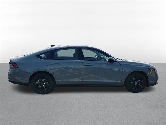 2025 Honda Accord SE photo 2