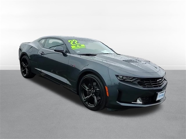 Used 2022 Chevrolet Camaro LT1 with VIN 1G1FF1R71N0106200 for sale in Oak Lawn, IL