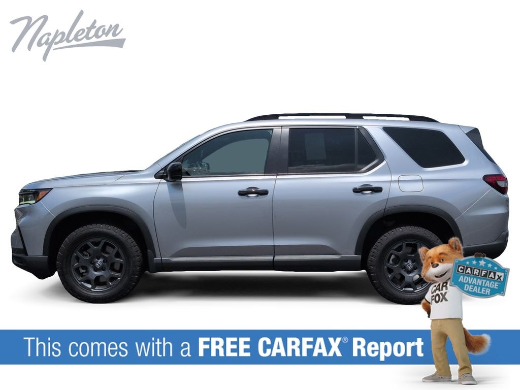 Used 2025 Honda Pilot TrailSport Sport Utility