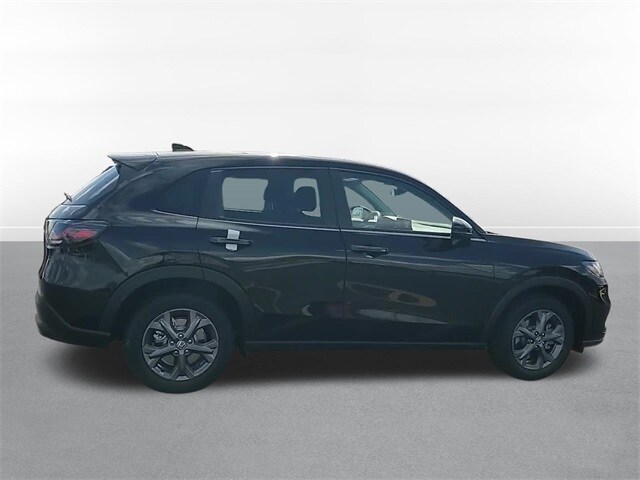 2026 Honda HR-V LX photo 4