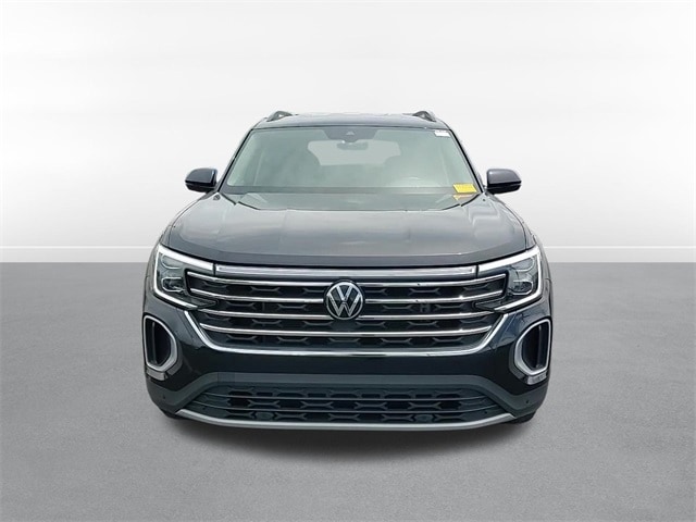 Used 2024 Volkswagen Atlas SE w/Tech with VIN 1V2WR2CA0RC536635 for sale in Oak Lawn, IL
