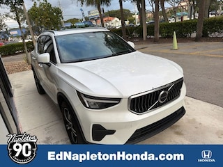 2025 Volvo XC40 B5 Core Sport Utility