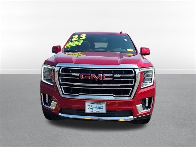 2023 Gmc Yukon SLT photo 2