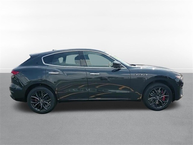 2022 Maserati Levante Modena photo 4