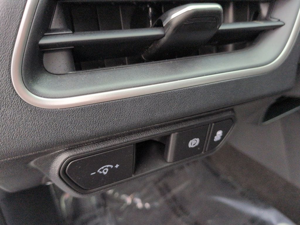 2025 Kia K4 LXS - Photo 23