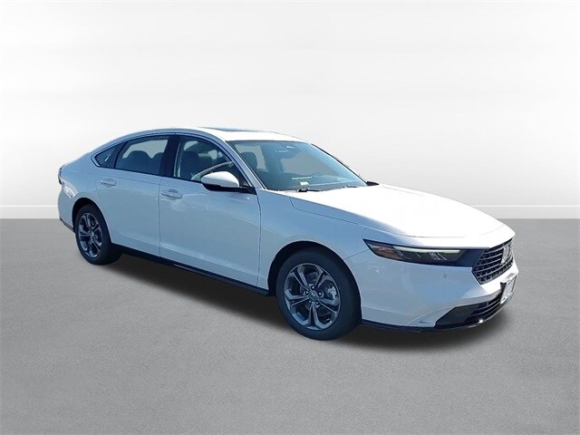 2025 Honda Accord Hybrid EX-L photo 3