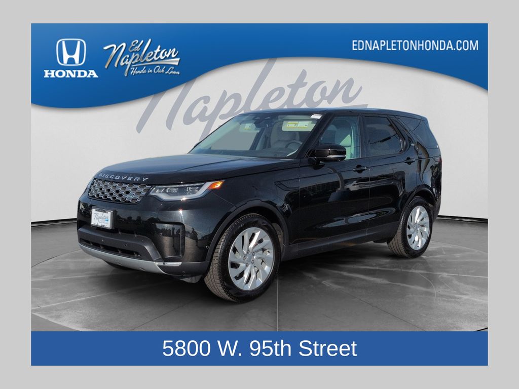 2025 Land Rover Discovery P300 S's photo