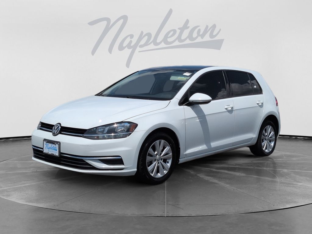 2020 Volkswagen Golf 1.4 TSI Auto's photo