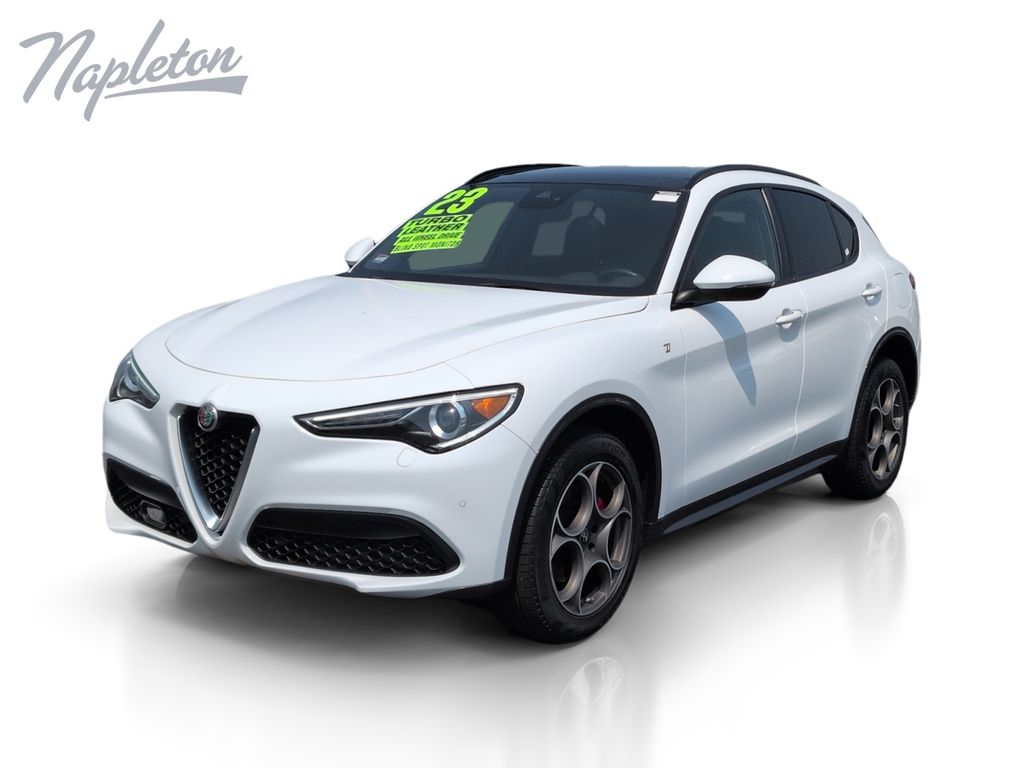 2023 Alfa Romeo Stelvio