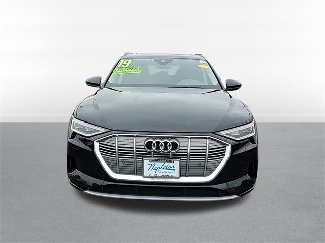 Used 2019 Audi e-tron Premium Plus with VIN WA1LAAGE6KB023530 for sale in Oak Lawn, IL