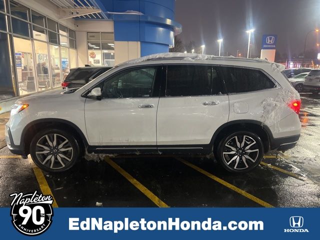 2022 Honda Pilot Elite's photo