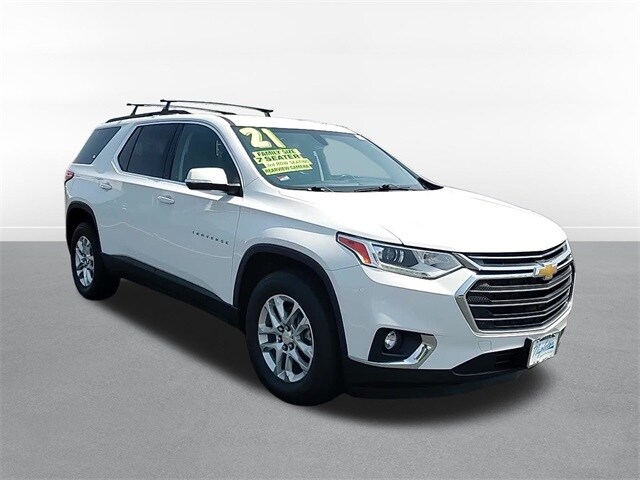 2021 Chevrolet Traverse photo 3