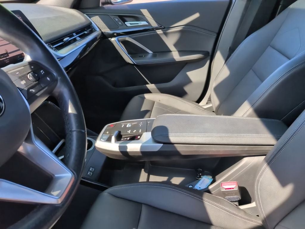 2023 BMW X1 28i - Photo 28