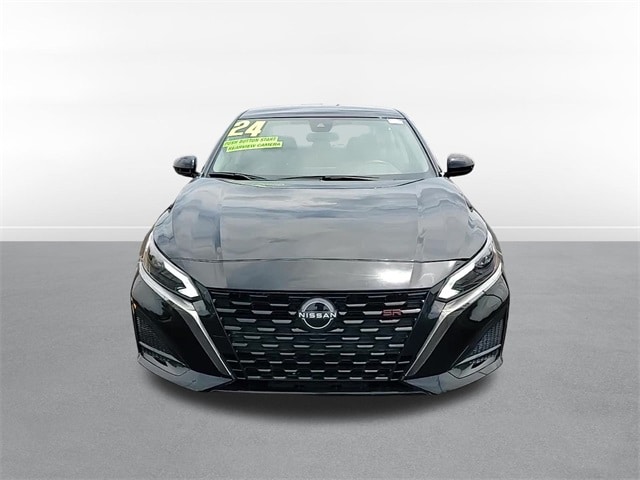 Used 2024 Nissan Altima SR with VIN 1N4BL4CV4RN396986 for sale in Oak Lawn, IL