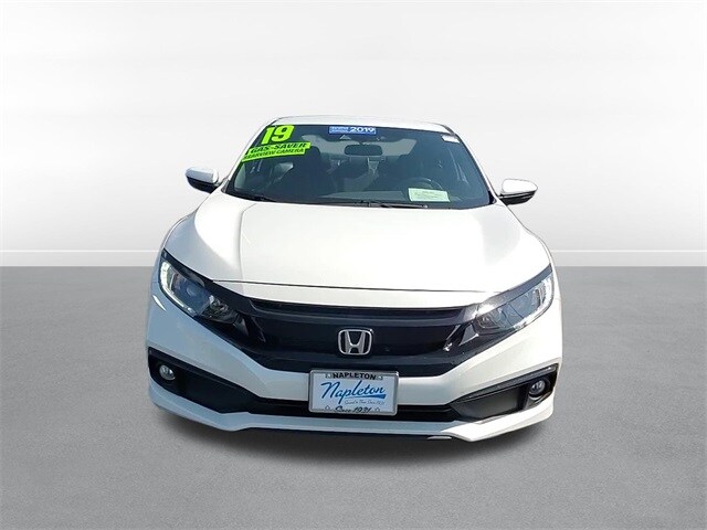2019 Honda Civic Sport photo 2