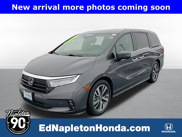 2023 Honda Odyssey Touring's photo