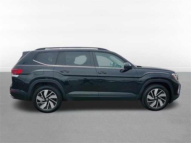 2024 Volkswagen Atlas SE Technology photo 4