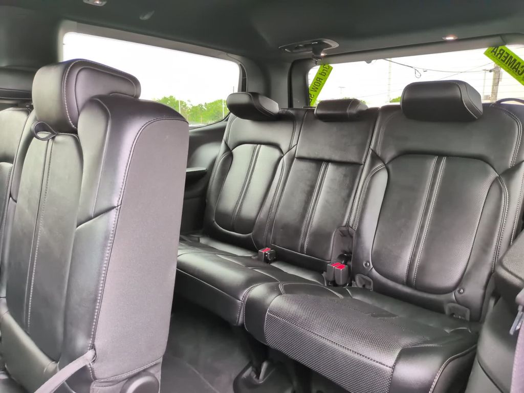 2023 Jeep Wagoneer Series III - Photo 15